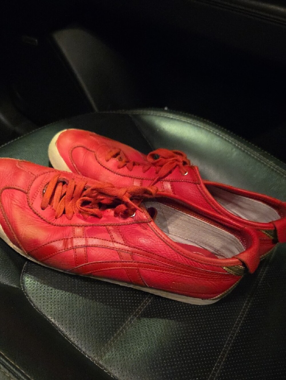 COLLECTABLE Onitsuka Tiger by Asics Red Mexico 66 Leather Sneakers